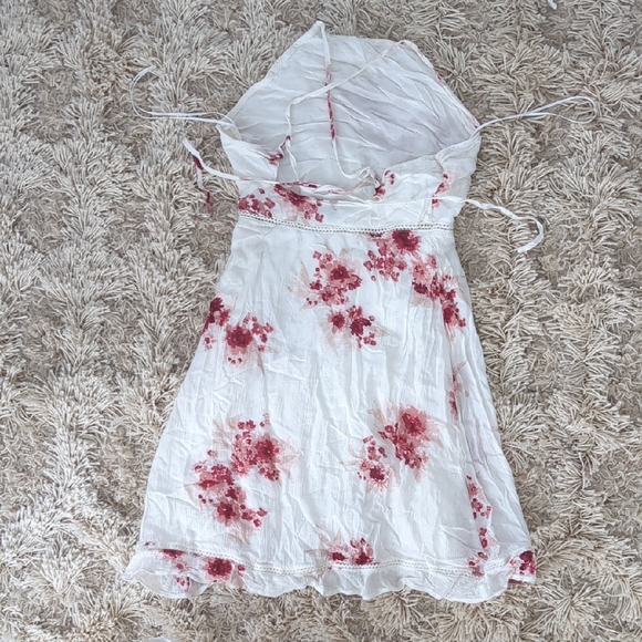 Floral Sleeveless Dress - Picture 3 of 7